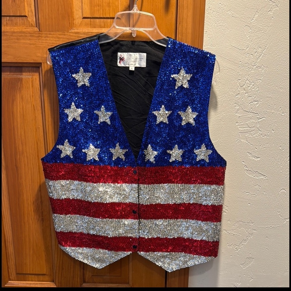 Red, White and Blue XL Vest with American Flag Design